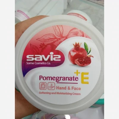 کرم مرطوب کننده ساویز با رایحه انار نرم کننده و مرطوب کننده پوست