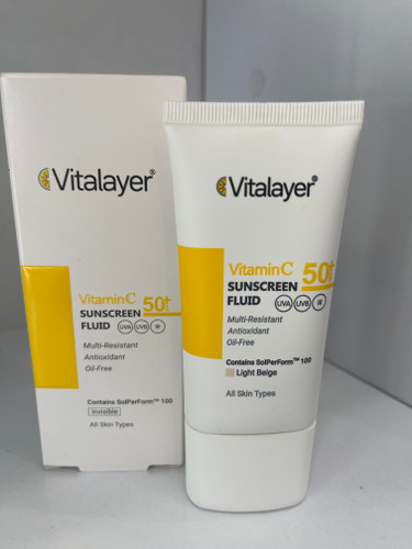 ضد آفتاب فلوئیدی ویتالایر SPF50 مناسب انواع پوست بی رنگ50 میل
