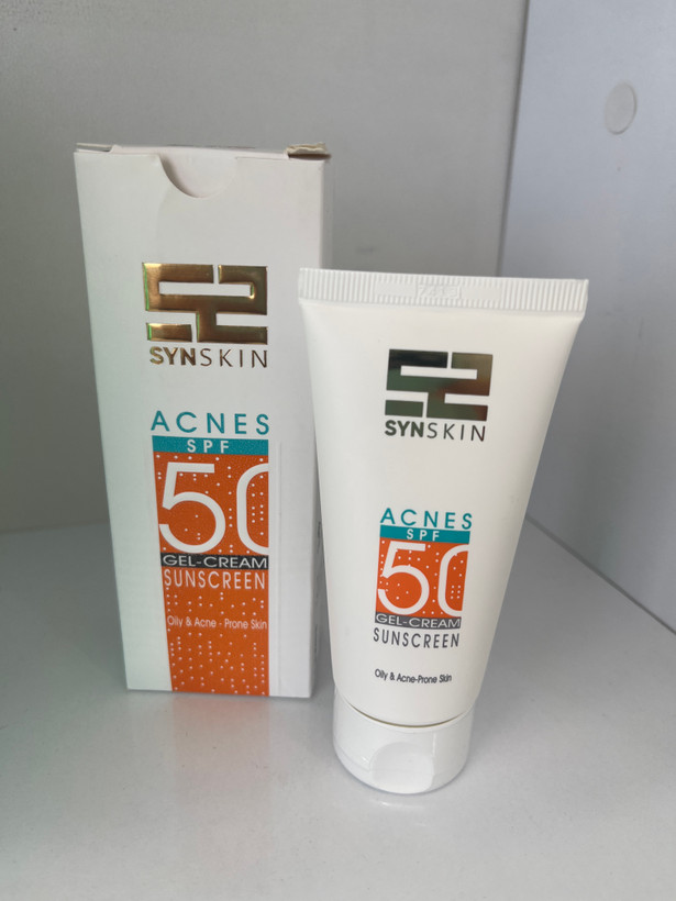 کرم ژل ضدآفتاب تیوپی ساین اسکین مدل Acnes SPF50 مناسب پوست چرب و جوشدار ۵۰ میلیلیتر