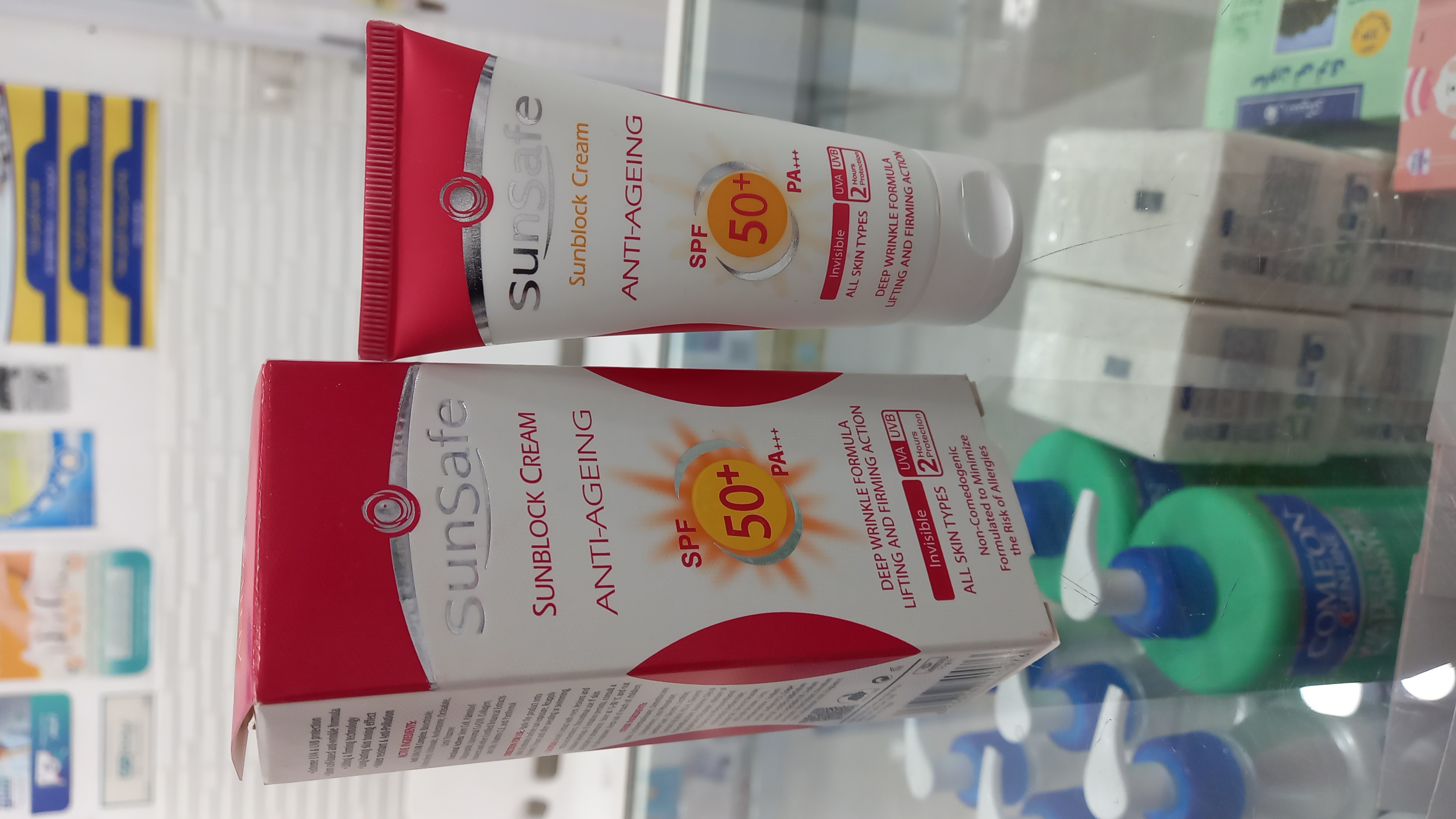 کرم ضد آفتاب بی رنگ سان سیف SPF50 مناسب انواع پوست