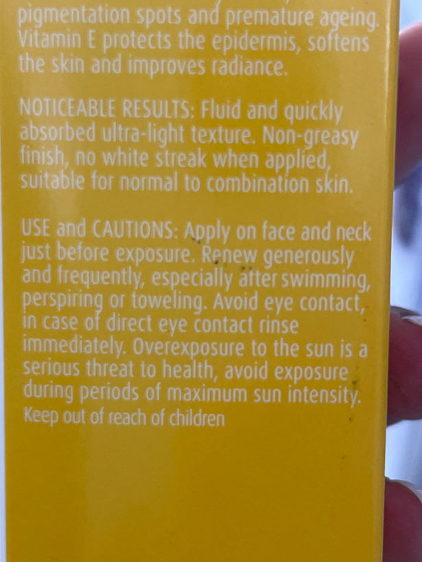 کرم ضدآفتاب بی رنگ SPF50 سسکین 50 میل
