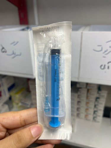 سرنگ ۳ سی سی لوئراسلیپ آوا پیستوندار