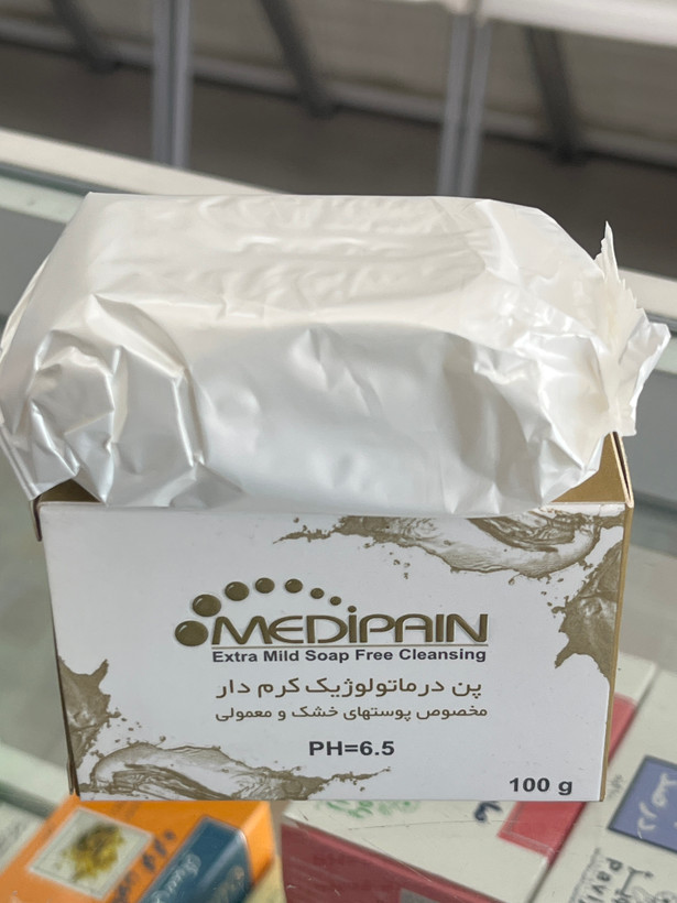 پن کرمدار مدیپین مخصوص پوست خشک و معمولی با pH ۶٫۵ وزن ۱۰۰ گرم