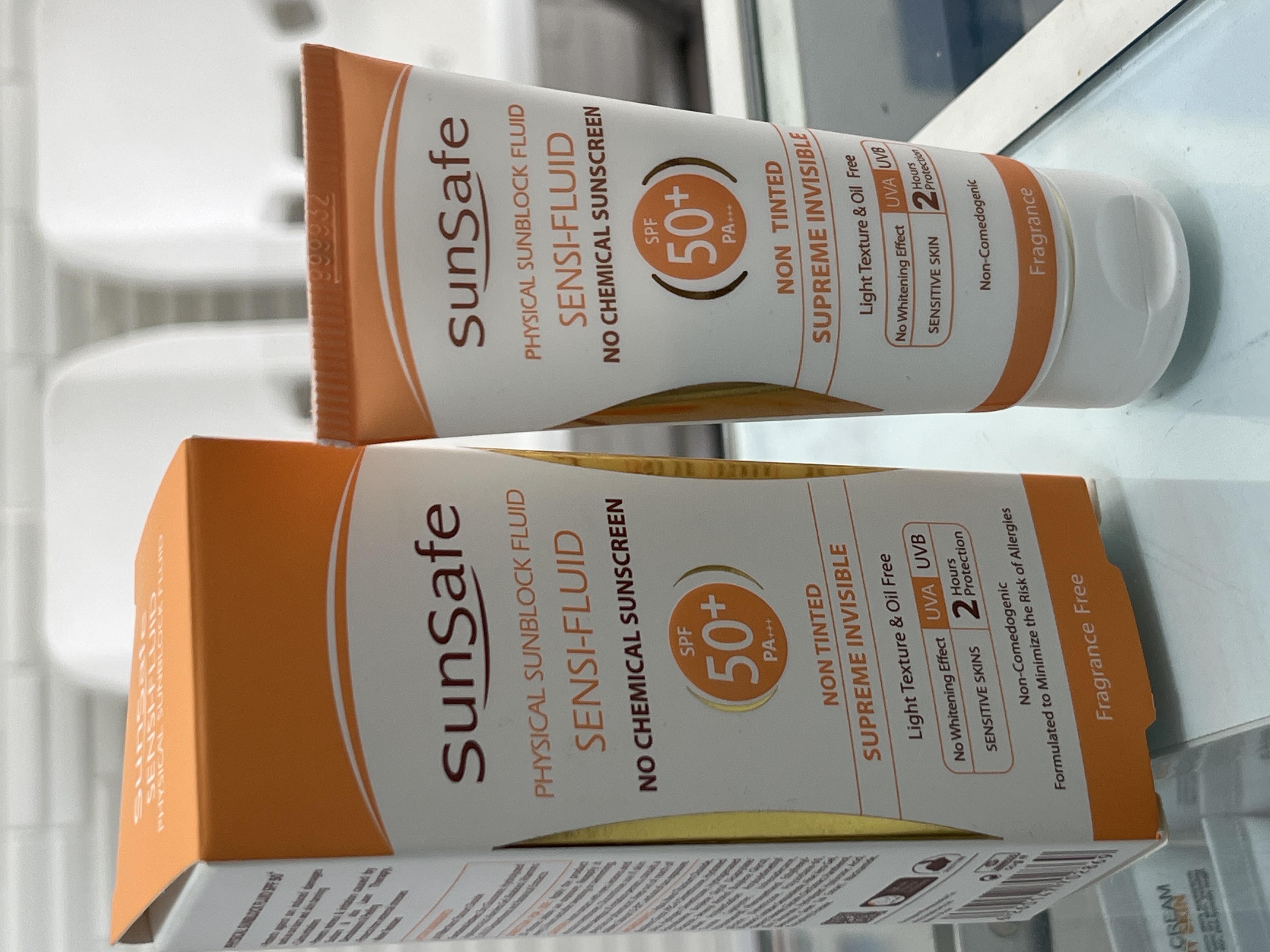 فلوئید ضد آفتاب SPF50 فیزیکال سان سیف 50 میل