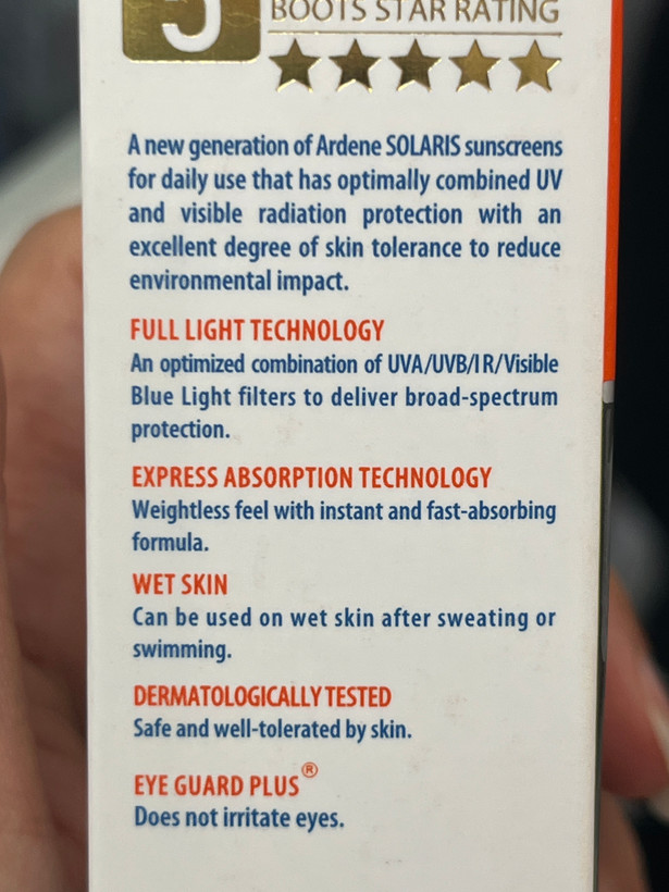 فلوئید ضد آفتاب و روشنکننده آردن سولاریس SPF 50+ | رنگ بژ طبیعی | ۷۵ میلیلیتر