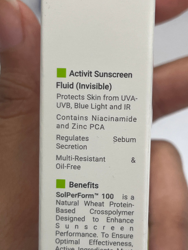 فلوئید ضدآفتاب بیرنگ اکتیویت ویتالیر SPF50+ | پوست مختلط و چرب